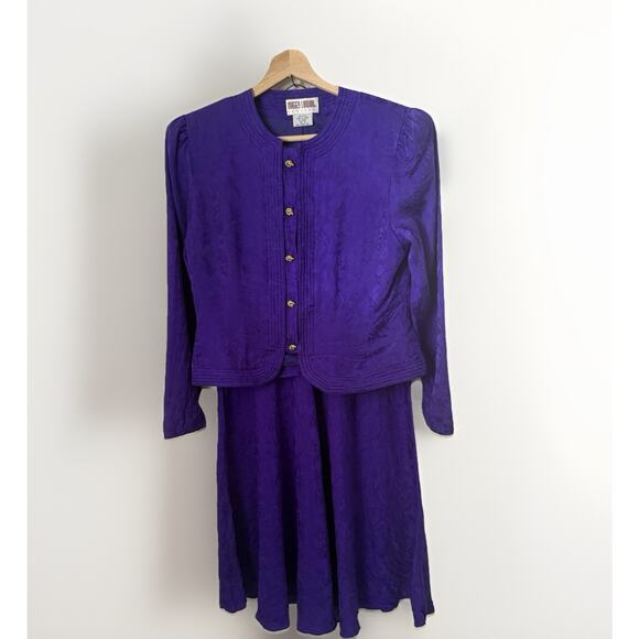 Vintage 100% Silk Ladies Maggy London Purple Silk Skirt Blouse Set Floral - Picture 1 of 13